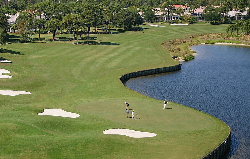 Willoughby, Stuart, Florida Golf course information and reviews.