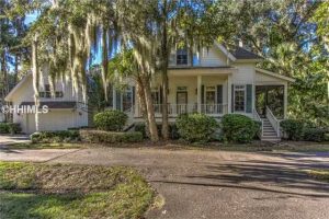 8 wax myrtle court