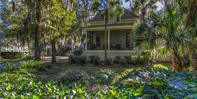 8 wax myrtle court