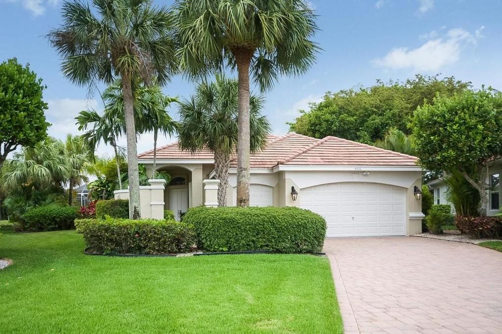 Wycliffe Country Club Homes for Sale in Wellington Florida