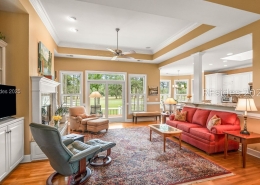 15 Longwood Drive