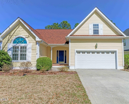 621 Riverwood Drive