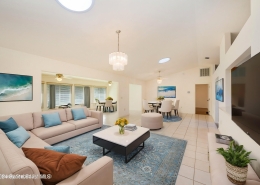 1527 Frontier Drive