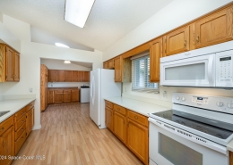 1527 Frontier Drive