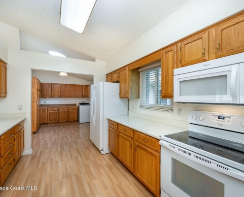 1527 Frontier Drive