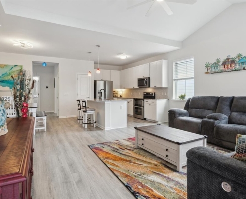 1451 Shoreside Drive Unit 102