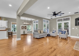 68 Royal Pointe Drive