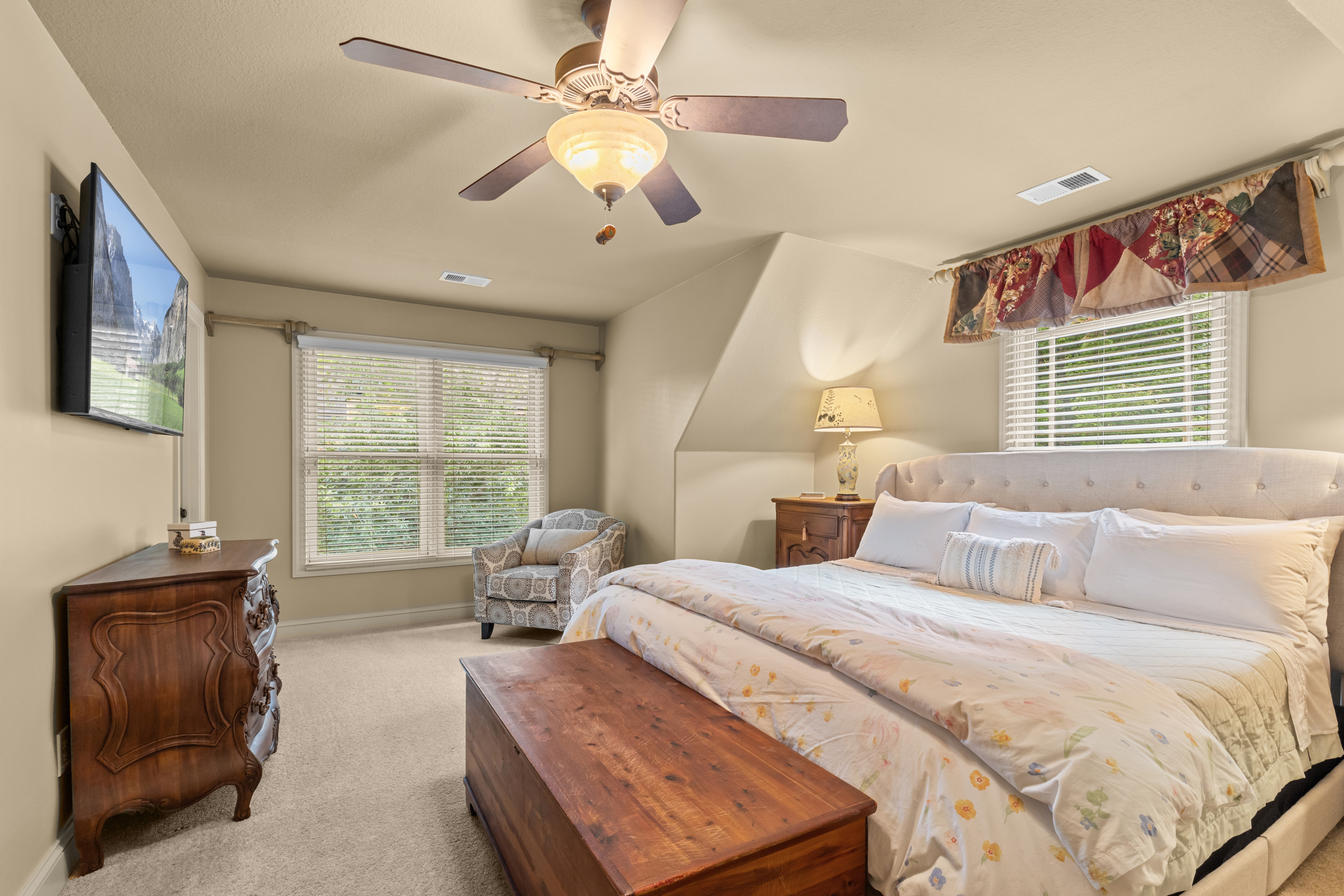 96 fair view dr clayton ga