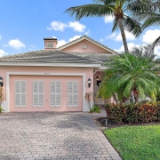 10775 La Strada