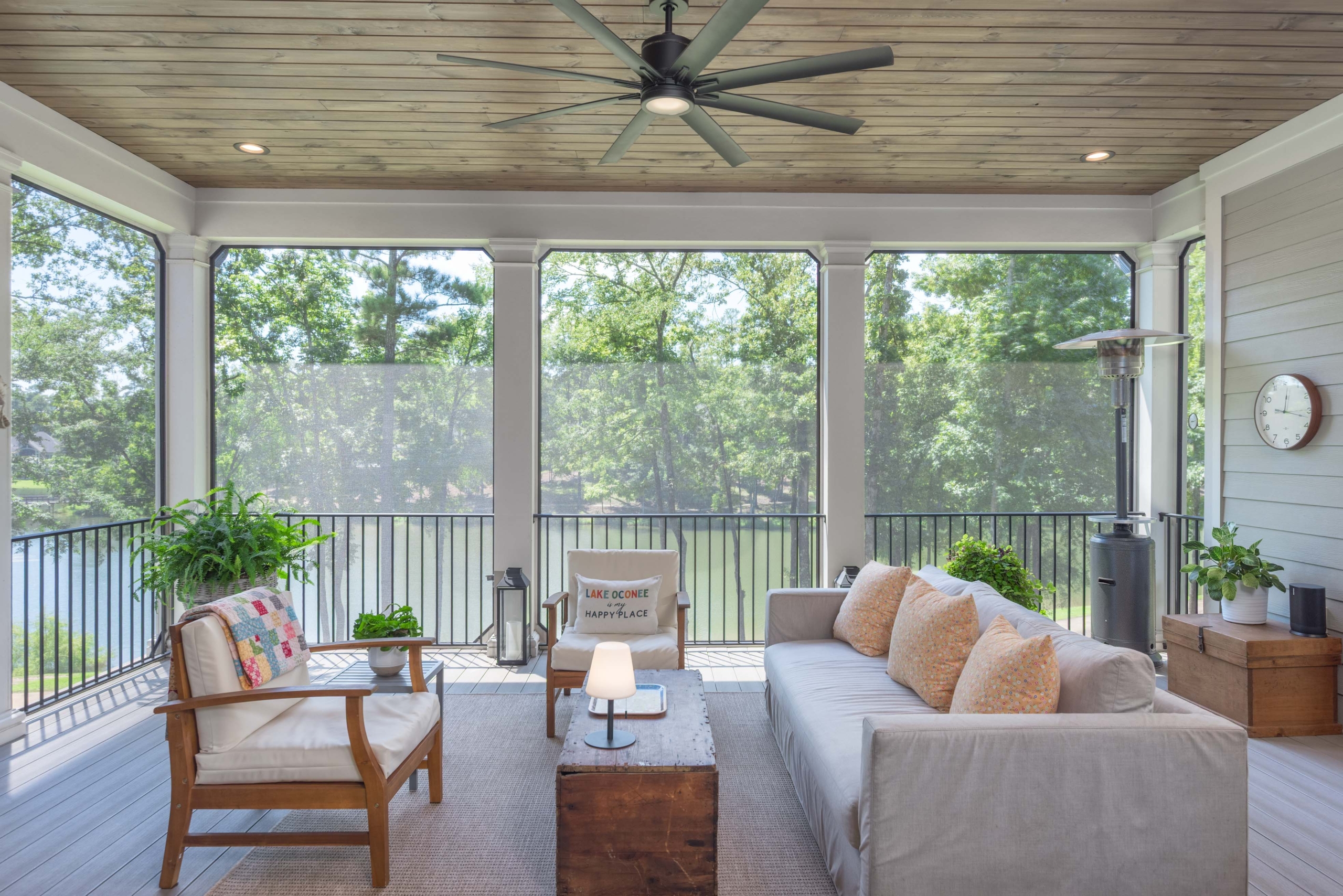1041 Holts Ferry