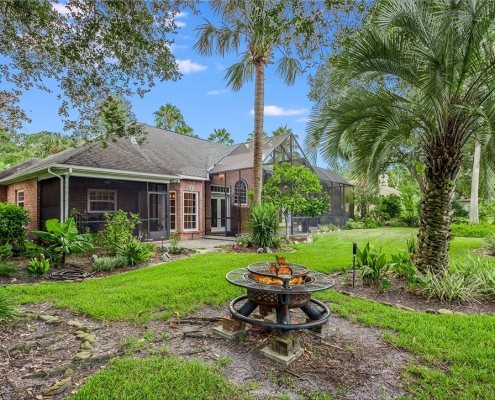 535 Cardinal Circle East