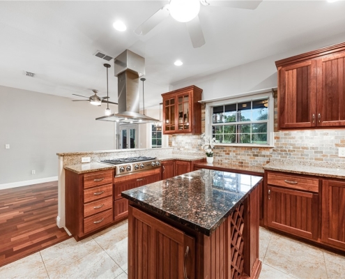 535 Cardinal Circle East