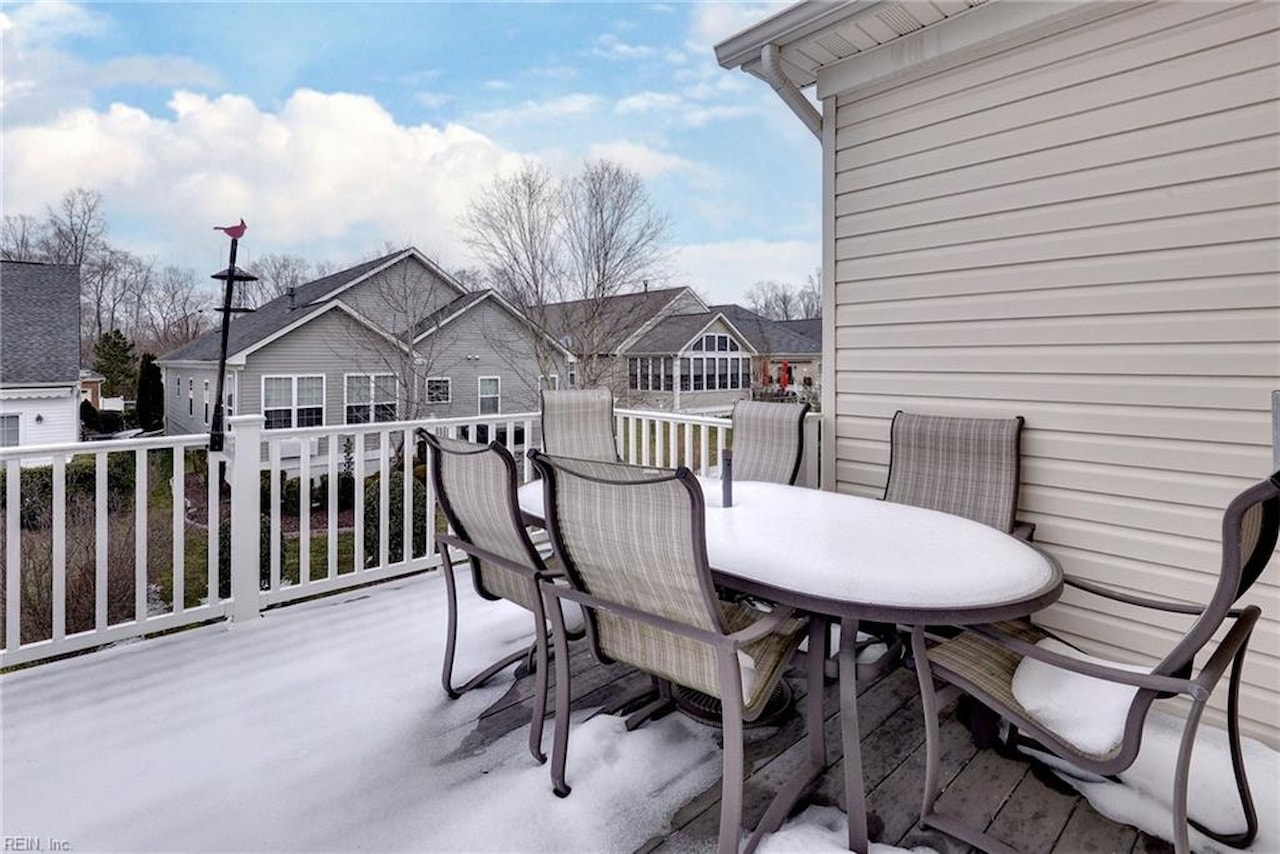 4198 Winthrop Circle