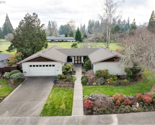 1925 NW St Andrews Dr