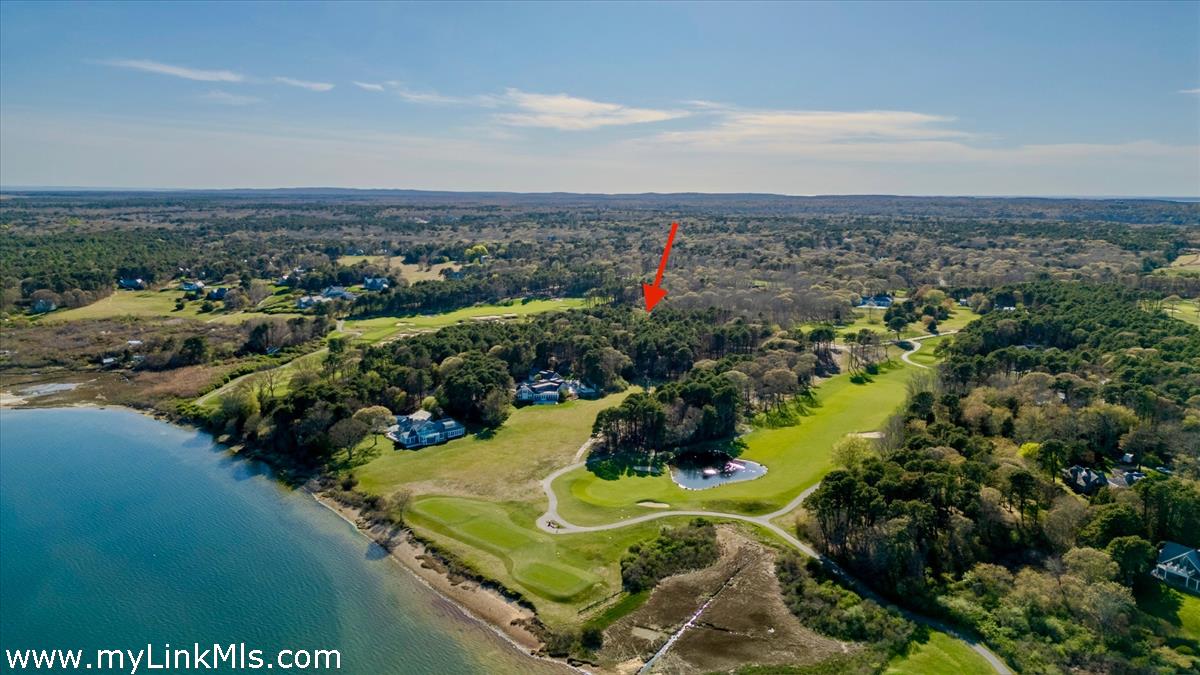 Farm Neck Golf Club Water-View Lot