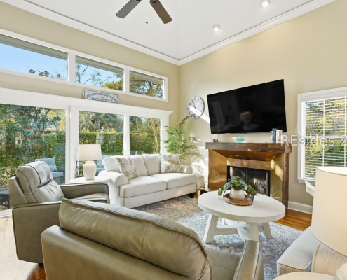 29 Royal Pointe Drive