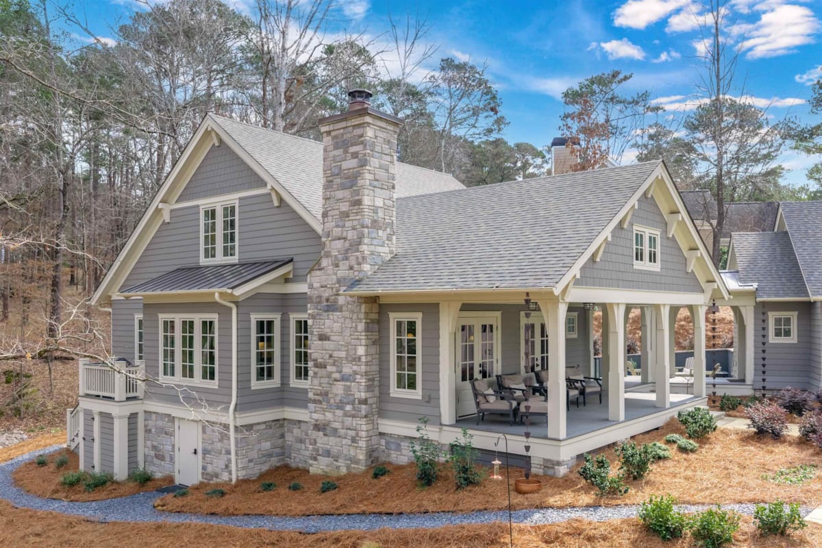 1040 Scull Shoals Drive