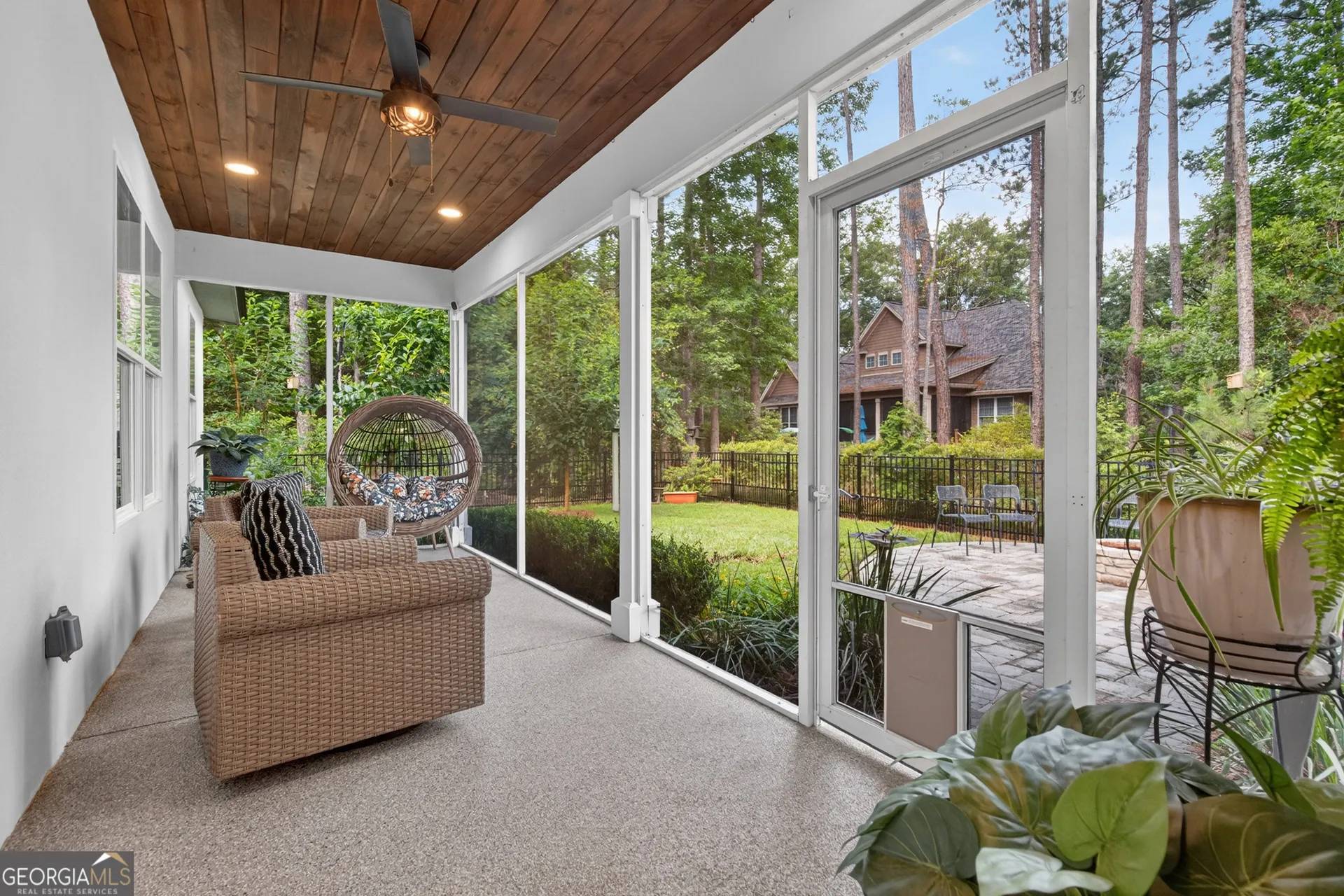 218 Eagle Crest Drive