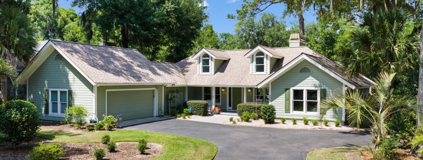 408 Island Circle E