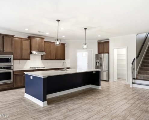 398 Cypress Ridge SE
