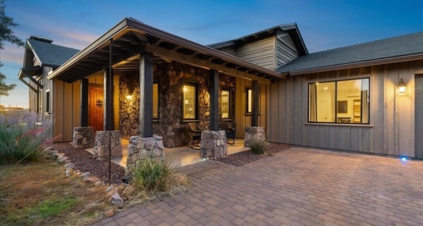 5740 Johnny Mullins Drive