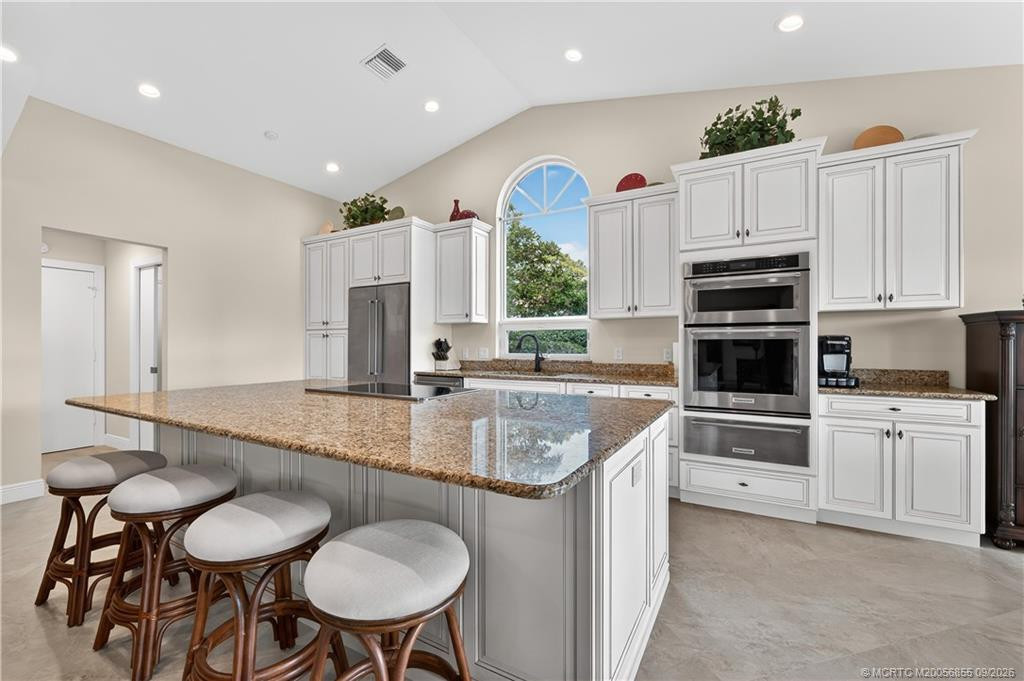 2007 NW Laurel Oak Lane